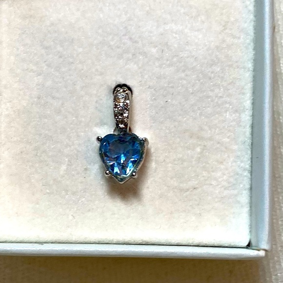 Swarovski light sapphire crystal heart - Picture 7 of 11